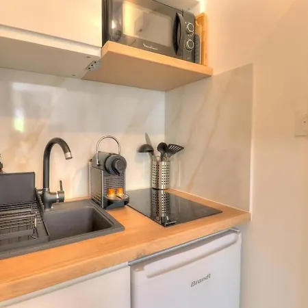 Renove A Antibes, A 10 Min A Pied Apartment *